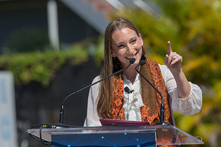 Rebecca Lipsey speaking to an audience